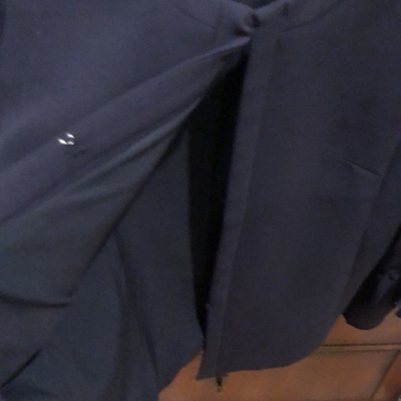 Poly rayon navy blue fully lined blazer. 3/4 Ruffled bell sleeves no show hooks - Picture 5 of 7